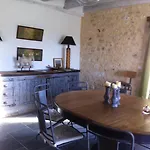 بيت ضيافة La Sautie Bars (Dordogne)